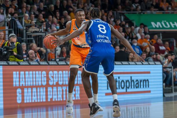 迷们津津乐 迷们津津乐