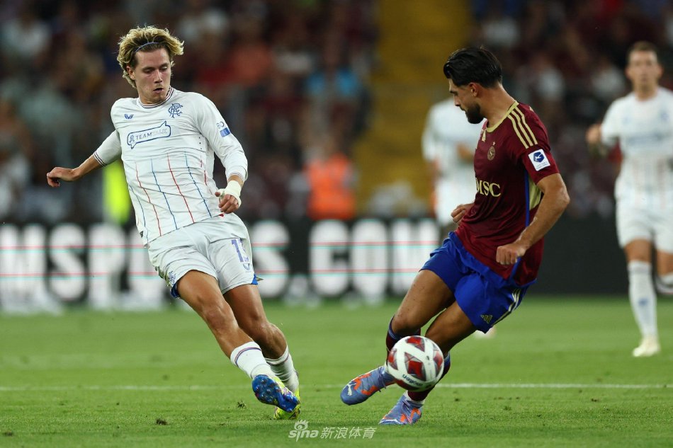 这位世界足 这位世界足