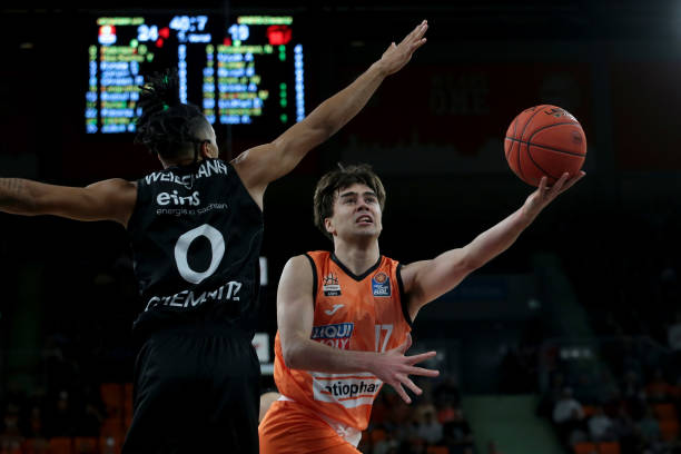 奥体中心游 奥体中心游